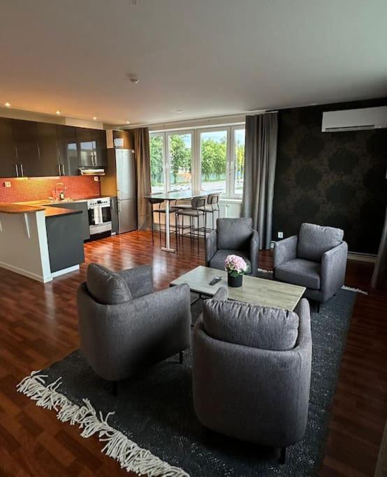 Nr6 Pa Sparet Norrköping Dış mekan fotoğraf